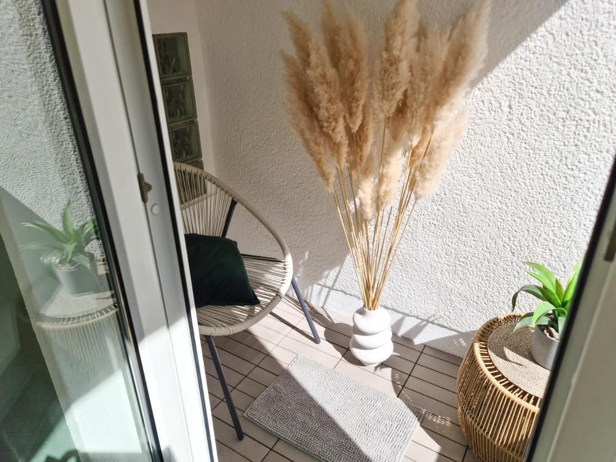 Schoene Ferienwohnung Im Zentrum Mit Self Check-In Und Free Wifi Έσσεν Εξωτερικό φωτογραφία