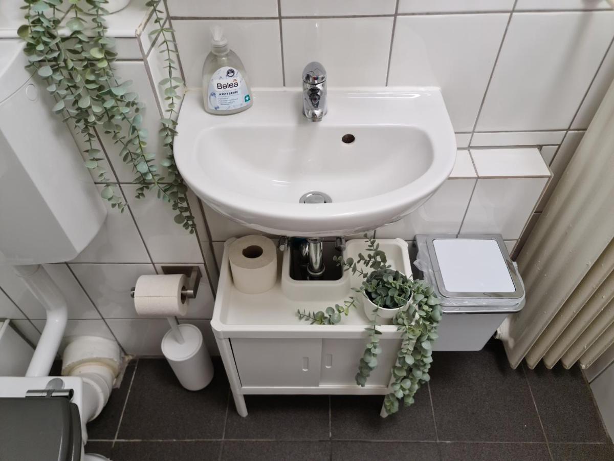 Schoene Ferienwohnung Im Zentrum Mit Self Check-In Und Free Wifi Έσσεν Εξωτερικό φωτογραφία